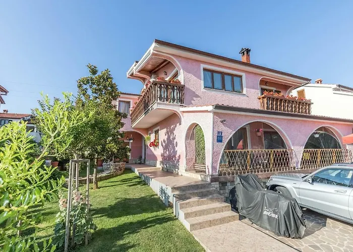 Apartments Darinka